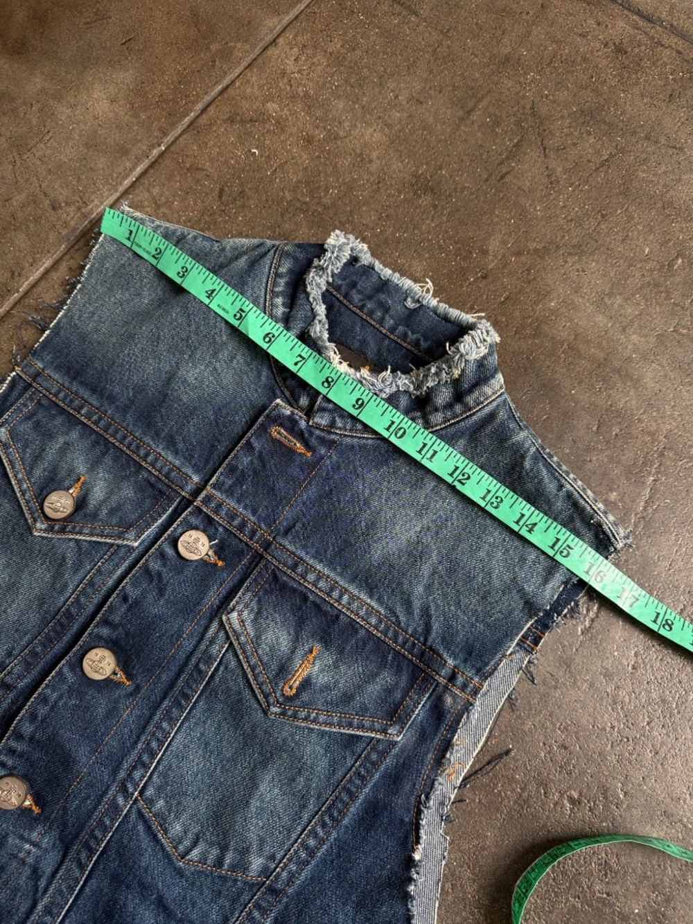 Vivienne Westwood New W/ Tags 510$ Denim Vest w/ Graffiti Orb & Frayed Edges - Picture 5 of 12